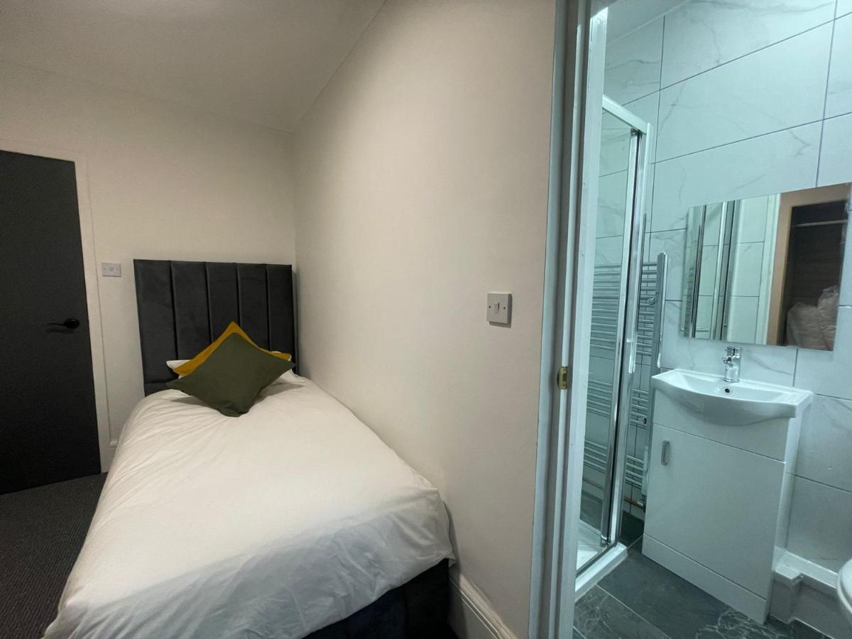 Woodford Hotel لندن المظهر الخارجي الصورة