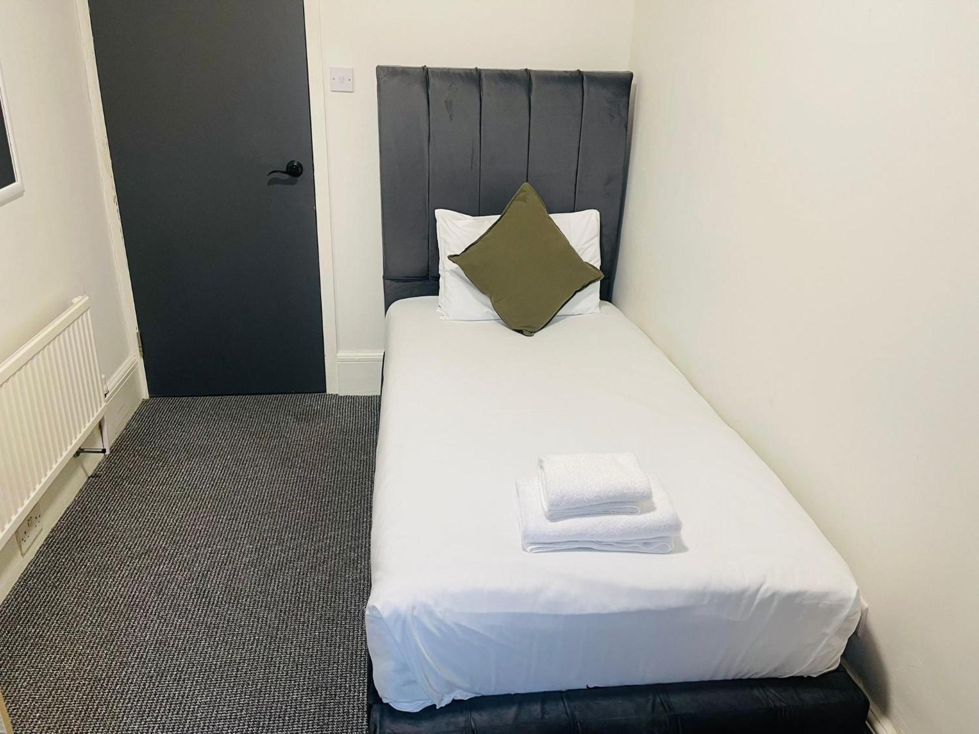 Woodford Hotel لندن المظهر الخارجي الصورة