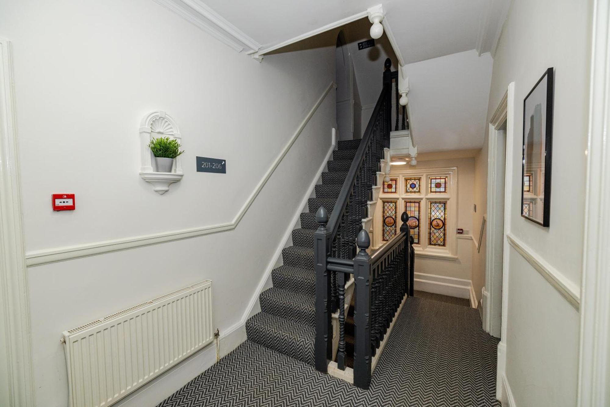 Woodford Hotel لندن المظهر الخارجي الصورة