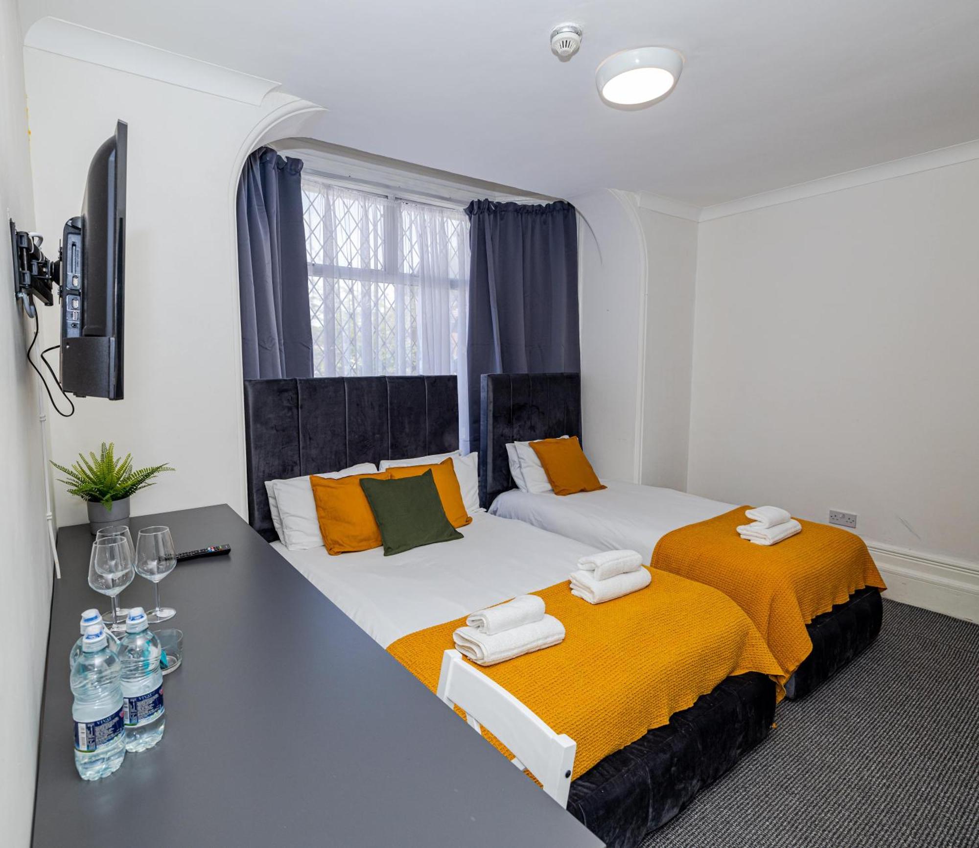 Woodford Hotel لندن المظهر الخارجي الصورة