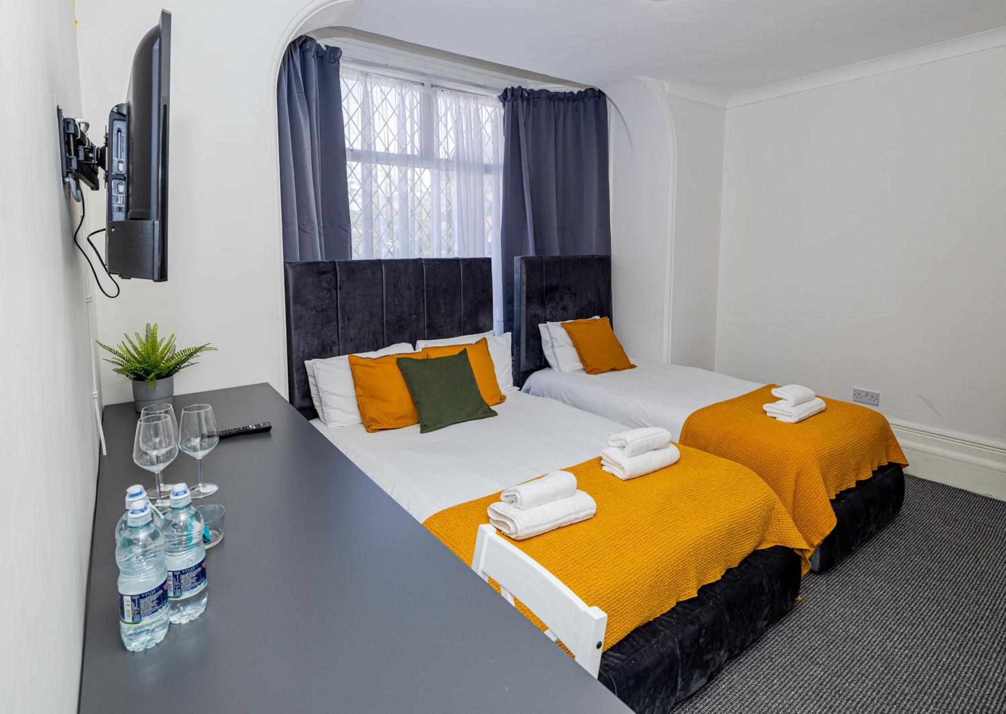 Woodford Hotel لندن المظهر الخارجي الصورة